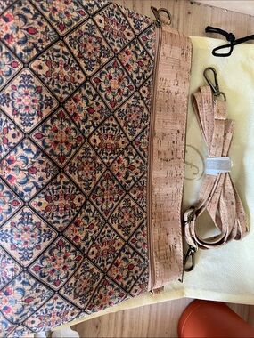 Cork Patterned Crossbody Bag - Natural Cork